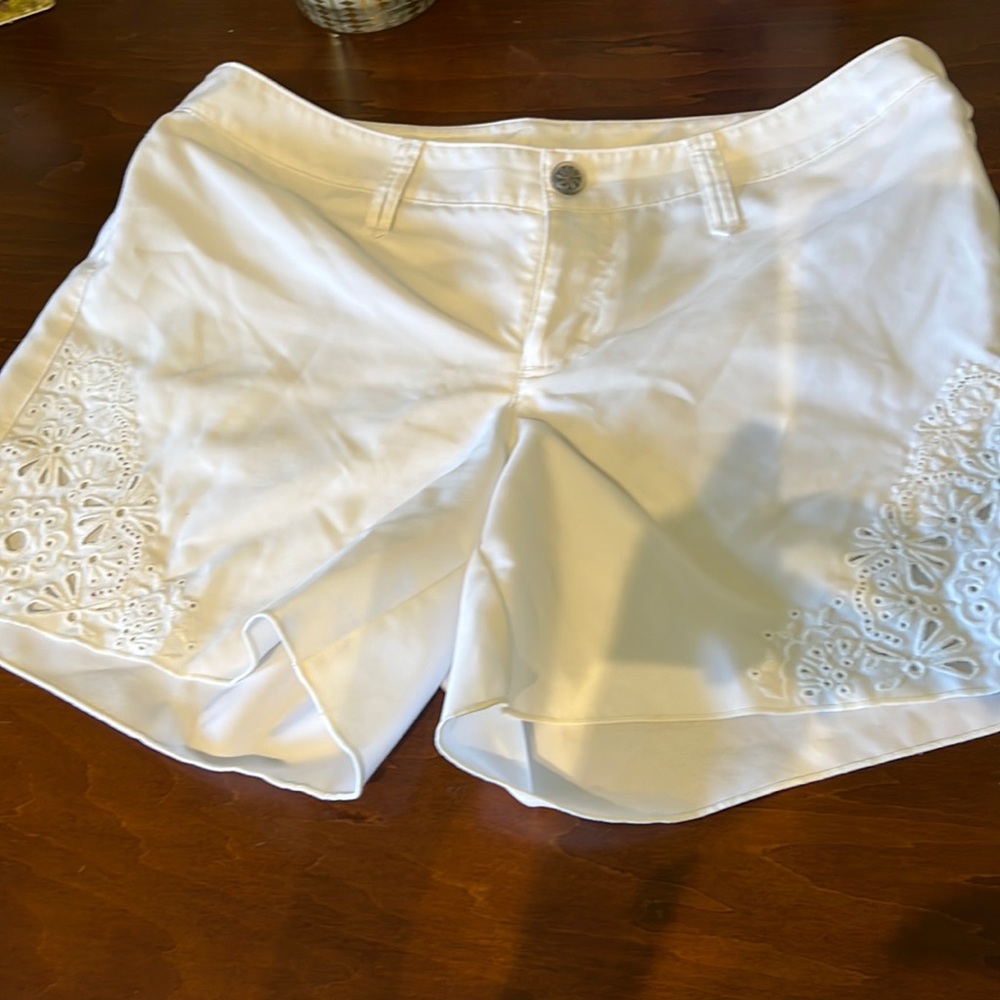 Athleta size 6 Shorts